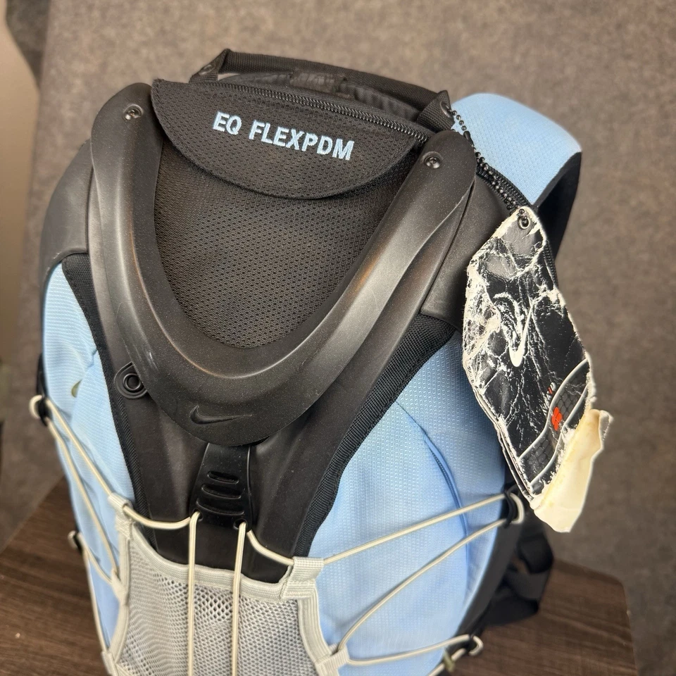 Mochila rígida de colección Nike Epic azul Y2K Gorpcore Tech Gear rara Foto 4 de 4