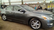(LOCAL PICKUP ONLY) Hood Sedan Fits 13-15 ALT...