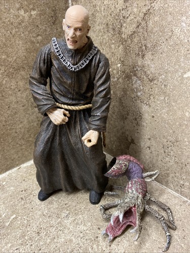 NECA Resident Evil 4 Series 2 Black Zealot With Shield Action Figure A19