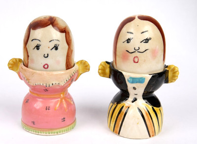 Vtg Kitsch Thames Anthropomorphic Egg Head Couple Cups Salt Pepper Shakers Japan