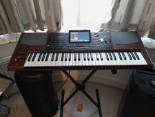 Korg PA-1000 Professional Arranger Keyboard Synth Workstation