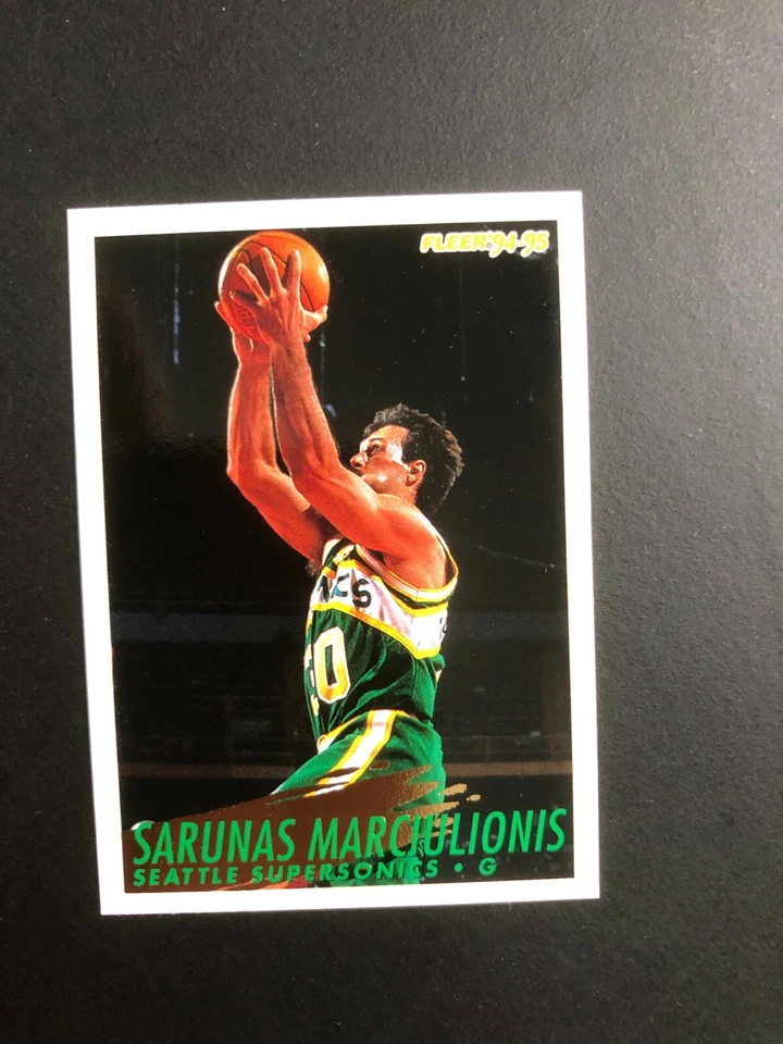 1995 SARUNAS MARCIULIONIS a Fleer Basketball Card # 375 Made in USA - Image 3 of 4