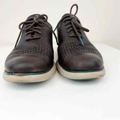Cole Haan Men display picture 1