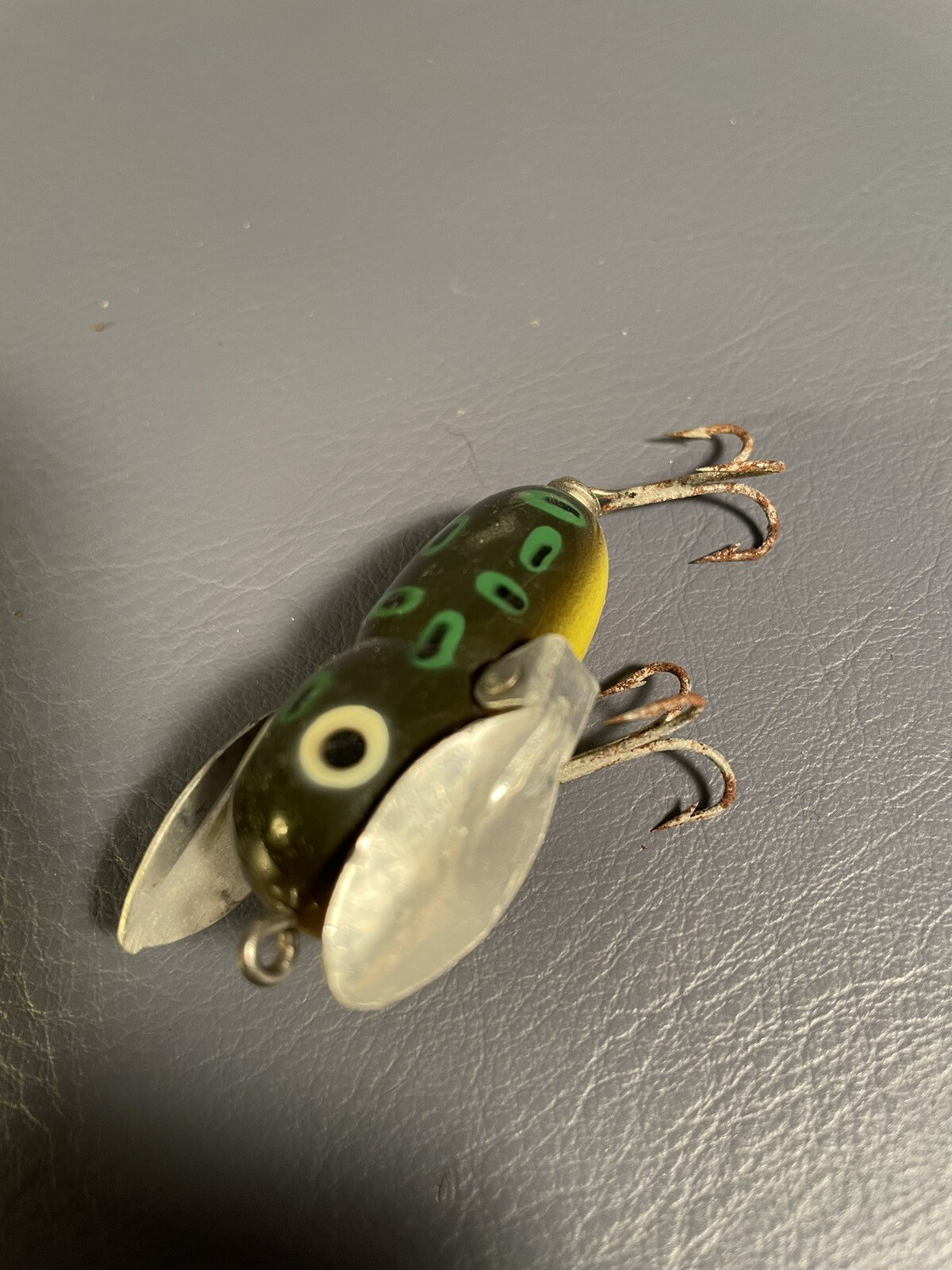 Picture 4 of 8