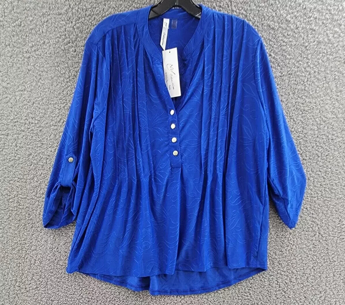 売れ筋商品|||ニューヨークコレクション カットソー トップス レディース Petite 3/4 Roll Tab Pullover Top Surf The Web NY COLLECTION Petite 3/4 Roll Tab Pullover Top Women's Size