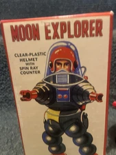 New Metal Tin Crank Friction Moon Explorer Robot Working Space Toy Original Box
