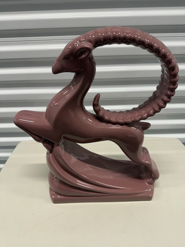 Haeger Ram Figurine 21in Ceramic Glossy Mauve Art Pottery 1986 MPN 6044