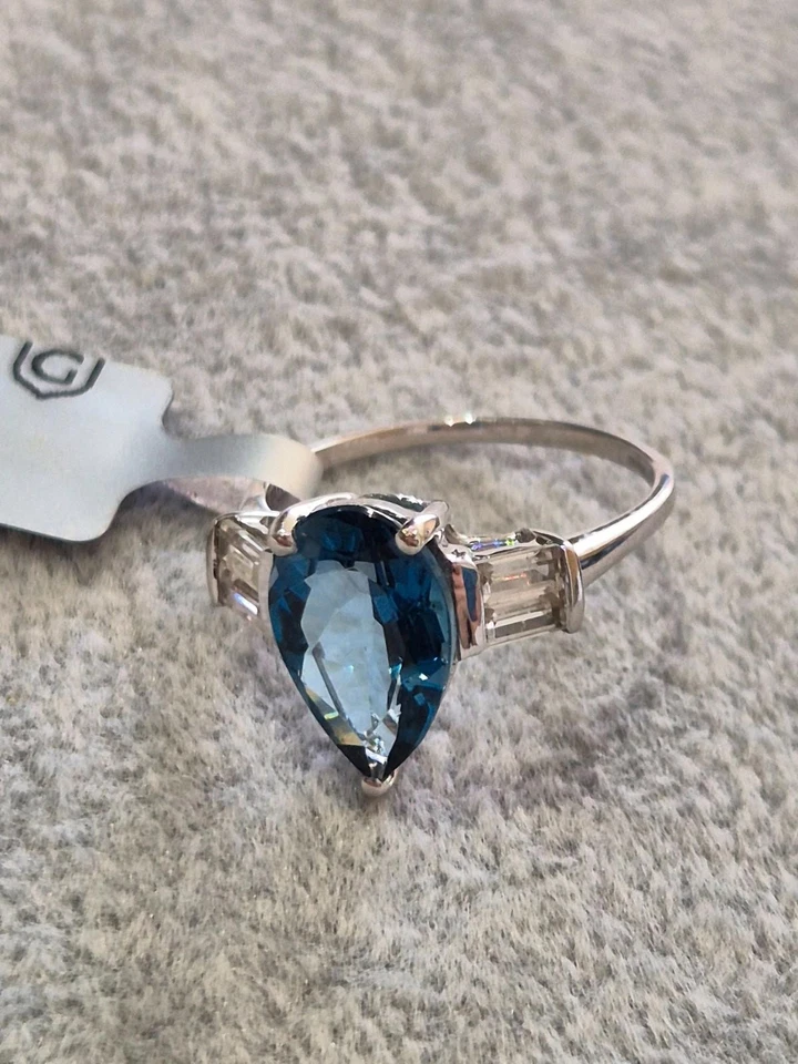 Gemporia 10 карат белое золото кольцо каплевидной и багет огранки синий и белый топаз N 1/2 - Изображение 4 из 4