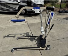 Hoyer lift/ Patient lift Invacare - 800 Fresno