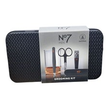 No7 Men Grooming Kit Mini Gift Set, 4 Items Ideal Birthday Xmas Present for Him