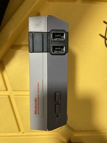 Nintendo NES Classic Edition Mini Authentic CLV-001 - 1 Controller & Power WORKS