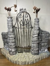 WDCC Nightmare Before Christmas JACK SKELLINGTONS GATE  with COA WITH BOX