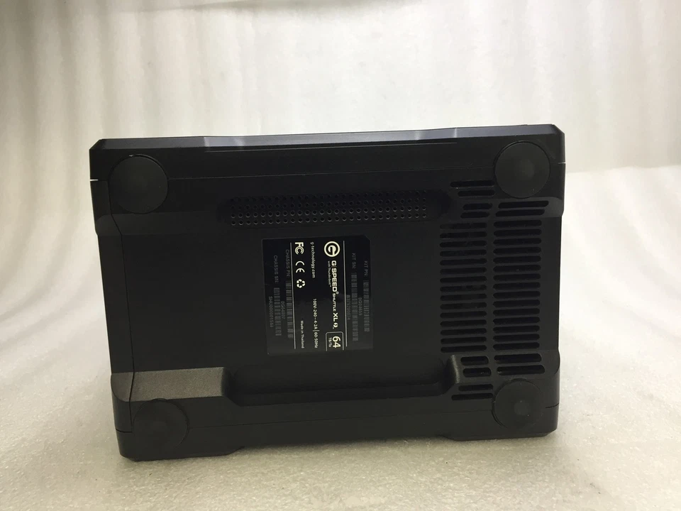 G-Technology G-SPEED Shuttle XL 8-Bay Thunderbolt 2 RAID Array w/ Caddy No HDDs - Image 4 of 4