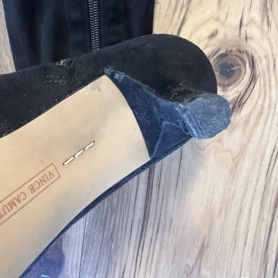 Botas de tacón alto de gamuza sintética negras Vince Camuto Valeria para mujer talla 7,5/38 Foto 4 de 4