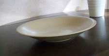 LINDT-STYMEIST CRAFTWORKS SAND DEEP ROUND PLATTER/ CHOP PLATE 12 1/4 INCHES