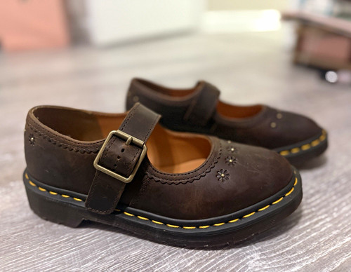 Dr. Martens Brown Floral Mary Jane Flats Buckle BRAND NEW WORN ONCE US 5 EU 36