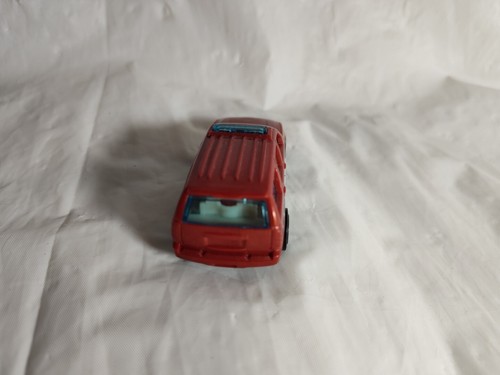 Red Hot Wheels '07 Chevy Tahoe HWPD - Picture 8 of 12