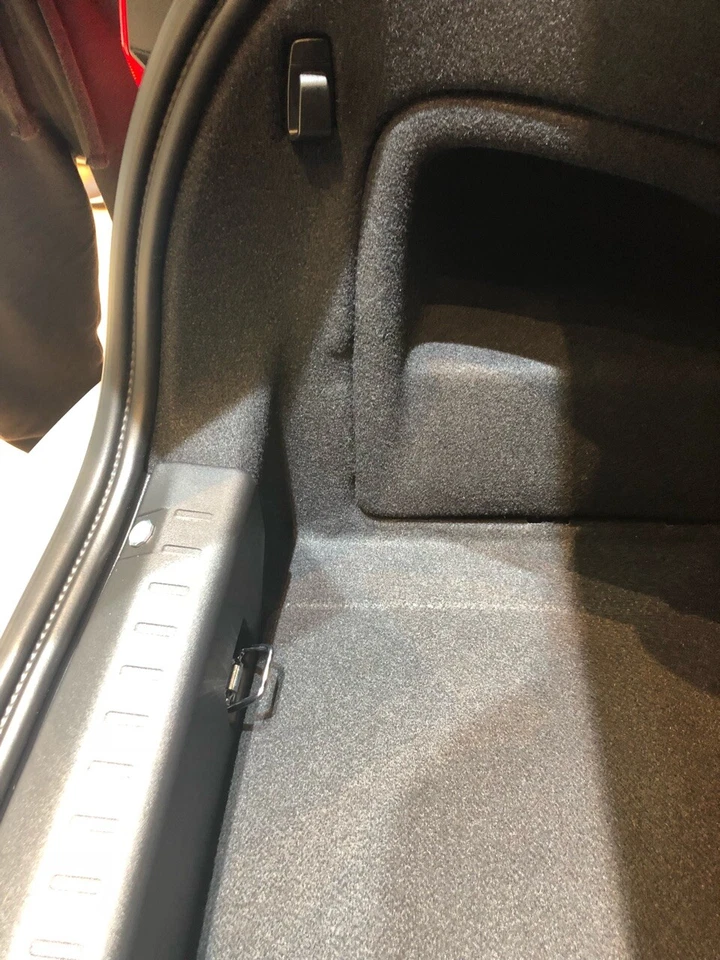 Rear Trunk Envelope Style Mesh Organizer Cargo Net for VOLVO S90 2017-2024 New — 第 4/4 张图片