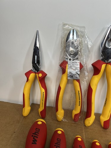 WIHA 32895 Insulated Tool Set,14 Pieces,1000VAC Max 53KG89 - Picture 19 of 21