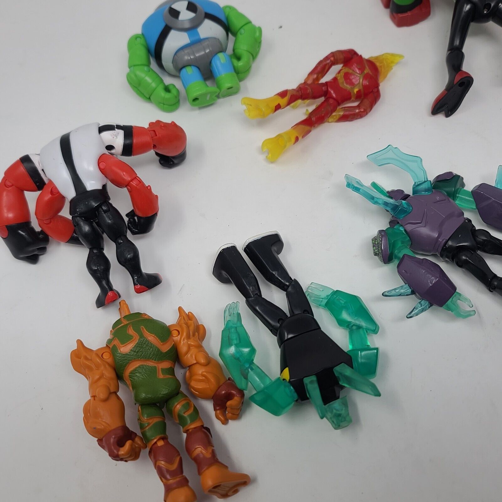 HUGE LOT Ben 10 Alien Force 18 mini figures 4 figures ++