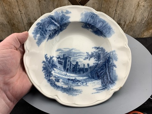 Johnson Brothers Haddon Hall 1792 9” Wide Rim Soup Bowl Blue And White - Picture 3 of 5