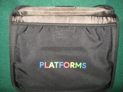 Cocoon Platforms GRID-IT w/ 10" TABLET Pocket(NWO) Black w/Blue - Picture 5 of 5