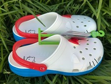 M 11 NWT HELLO KITTY CROCS Classic Clog 209438-100 Free Shipping USA SELLER W 12