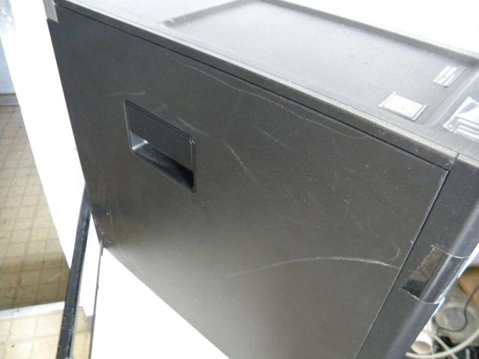 Dell Precision T5810 5810 1TB HDD, Xeon E5, 2.8GHz, 12 Ram, nVidea M2000 WIN 10P - Image 3 of 4