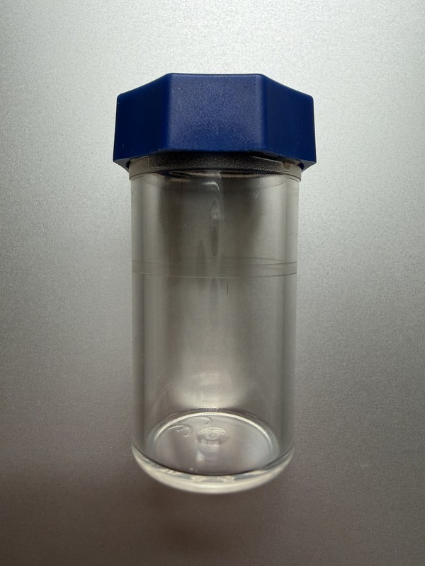 Set of 4 CLEAR PLASTIC STORAGE CONTAINERS CANISTERS 2" 15 ml octagonal screw cap
