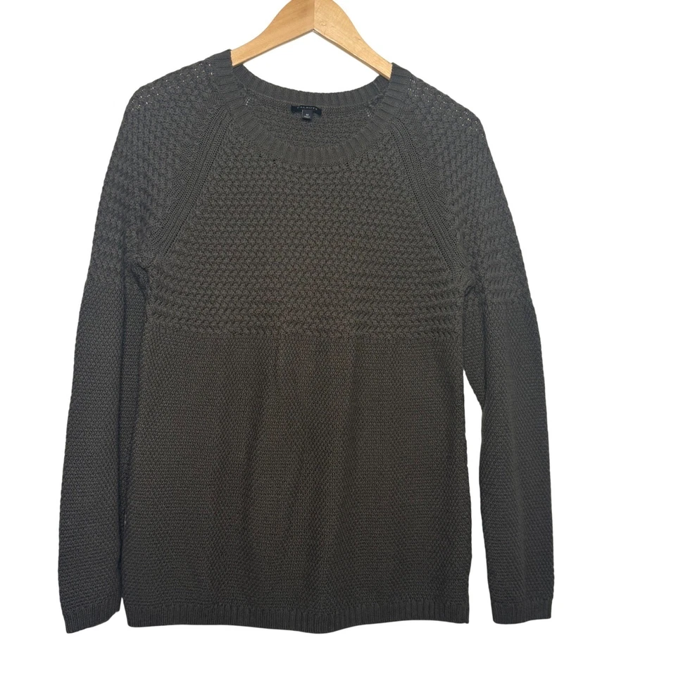Suéter tejido cuello redondo Talbots para mujer M mediano verde oliva manga larga capas Foto 2 de 4