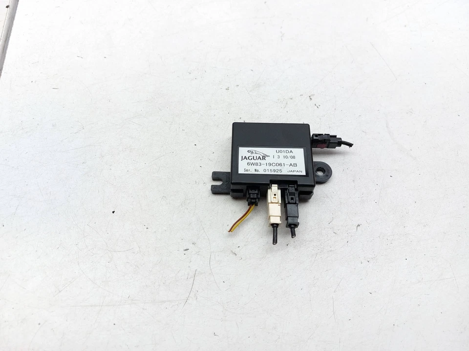 UNIDAD MÓDULO AMPLIFICADOR ANTENA AÉREA JAGUAR XK X150 2008 6W83-19C061-AB Foto 2 de 4