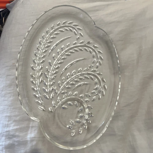 Federal Clear Glass Luncheon Plate - Homestead Wheat Pattern 10 x 7 Inch