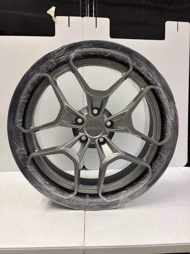 Rotiform Forged HUR Series Custom 3-Piece Wheels w/ Bolts - Lamborghini Huracán Photo - $5,000