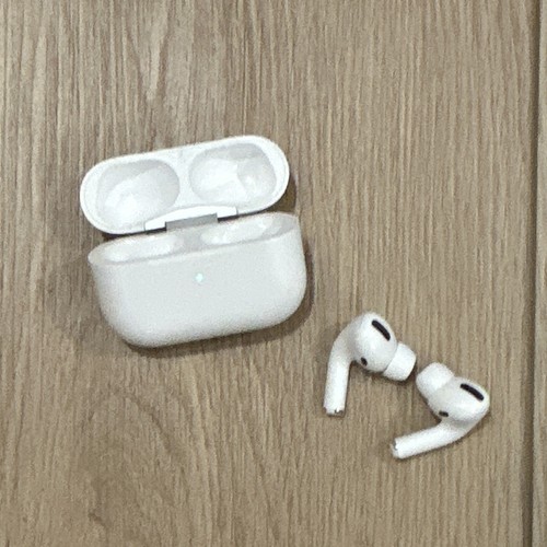 Apple AirPods Pro (1st Gen) – Static Issue Sold For Parts - Model A2084/A2083