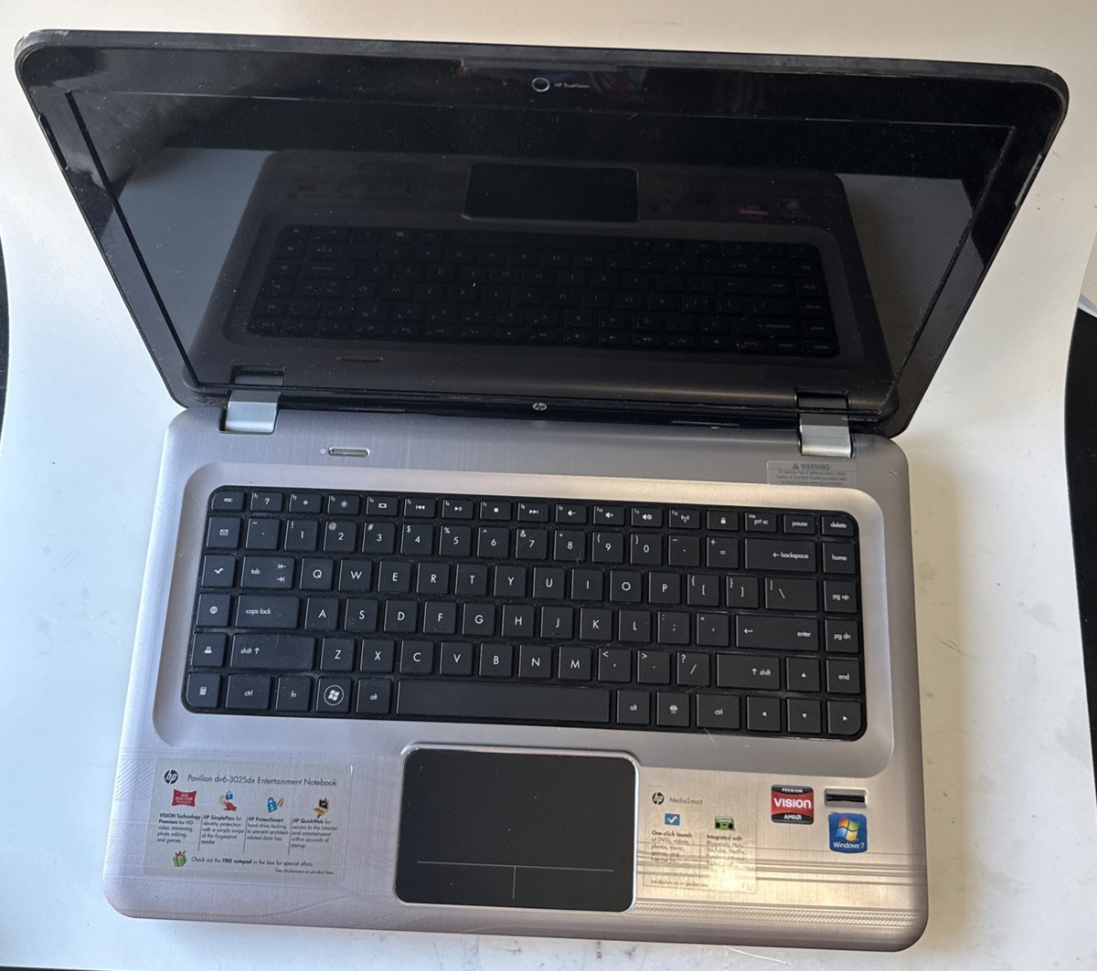 HP Pavilion DV6 laptop for parts Or Repair - No power Cord Unable