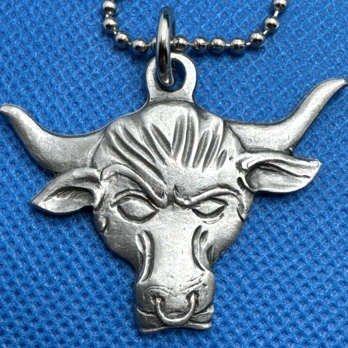 MEGA RARE WWF The Rock BullPENDANT Necklace1999–BONUS ROCK