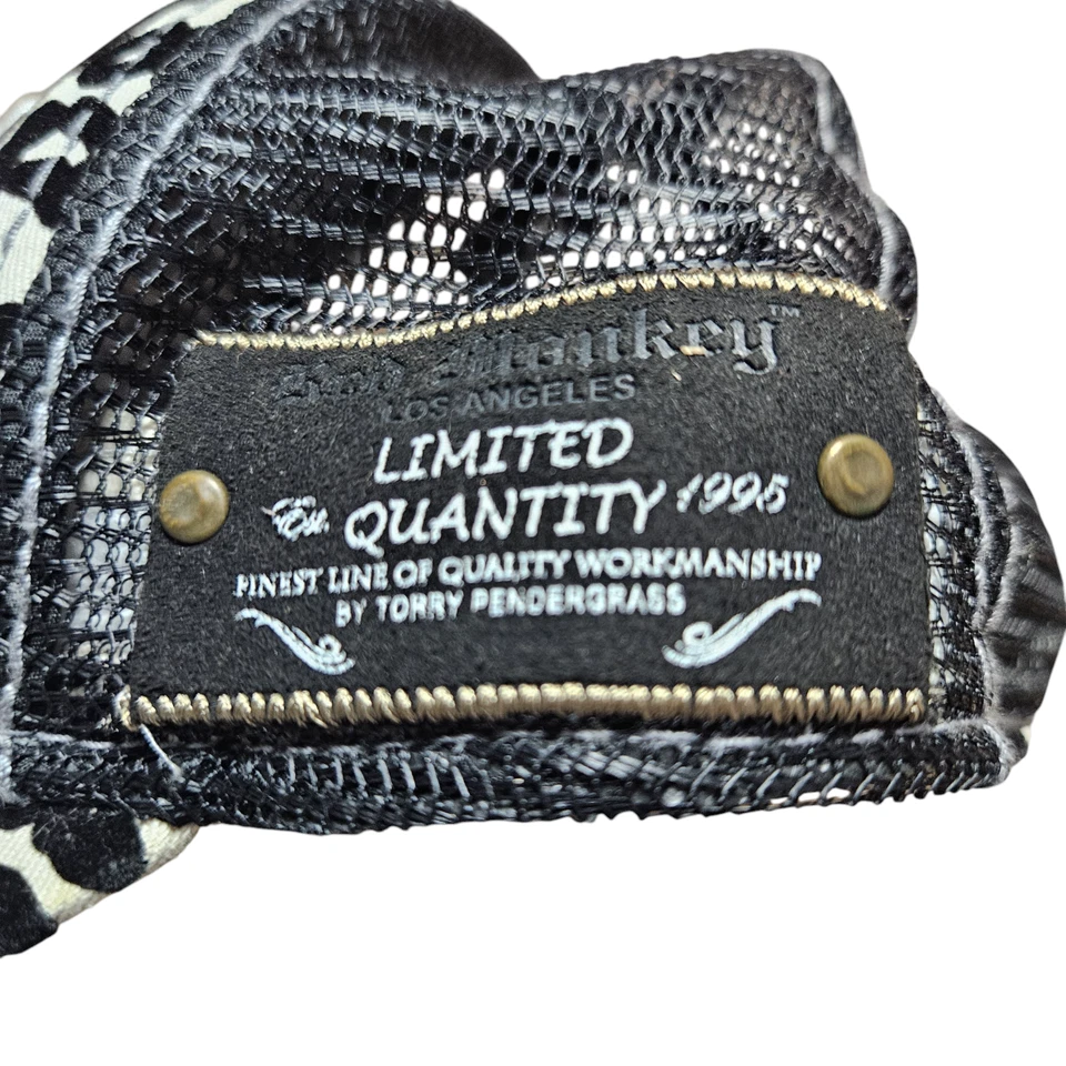 Gorra de camionero Red Monkey Los Angeles con logotipo estampado de leopardo en relieve para hombre Foto 4 de 4