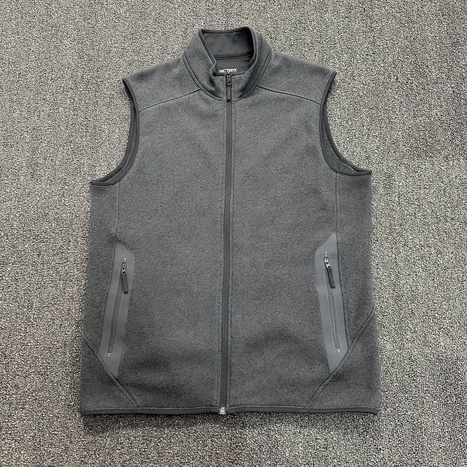 Arcteryx Covert Fleece Vest Mens Size M Fleece Full Zip Grey