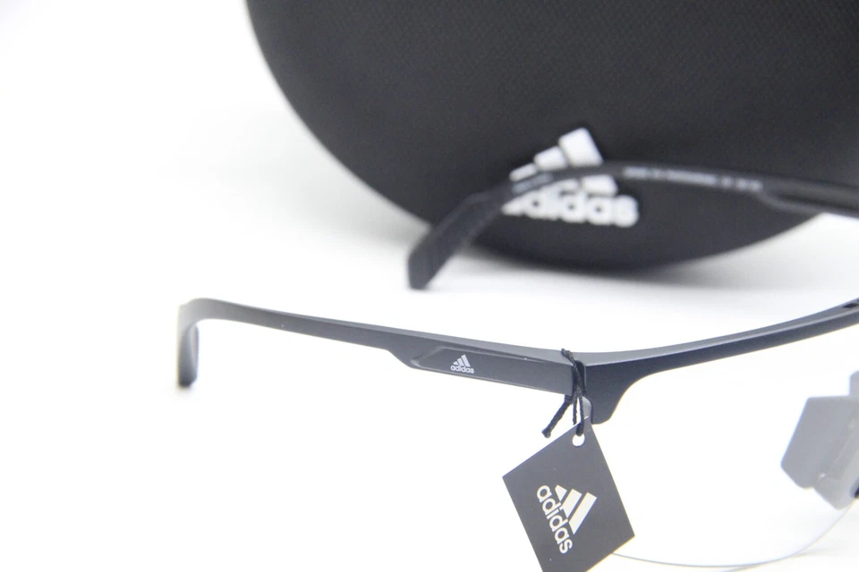 NUEVAS GAFAS DE SOL ADIDAS SP 0005 01A FOTOCROMÁTICAS NEGRAS AUTÉNTICAS CON ESTUCHE 137 MM Foto 3 de 3