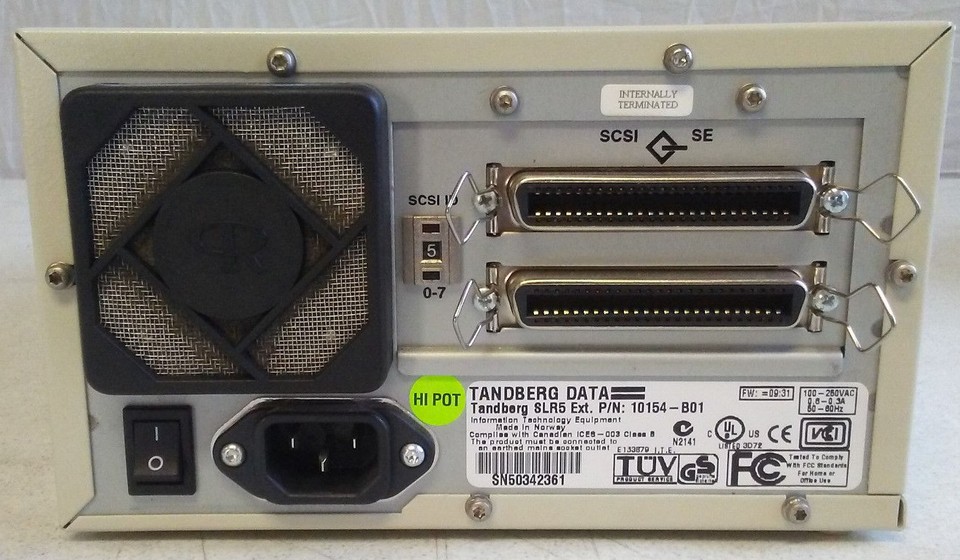 Unité De Bande IBM SLR5 4/8Go – QIC-4GB-DC, Occasion Non Testée