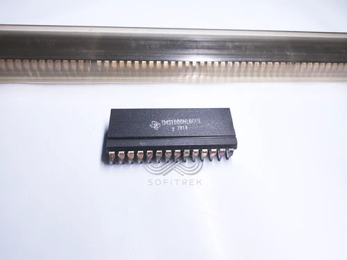 TMS1000NL Texas Instruments 4-Bit Microcontroller 1Kx8 ROM 64x4 RAM DIP-28 IC