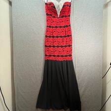 La Scala Red Lace Dress Women Size Medium Evening Party Dress