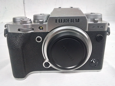 Fujifilm X-T4 26.1 MP Mirrorless Camera - Silver (Body Only