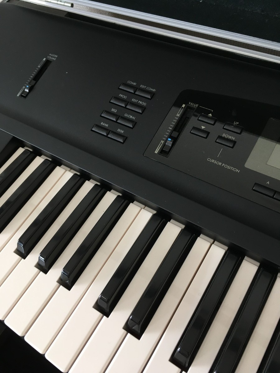 Rare Korg 01/W FD 61-Key Synthesizer Music Workstation Serviced w