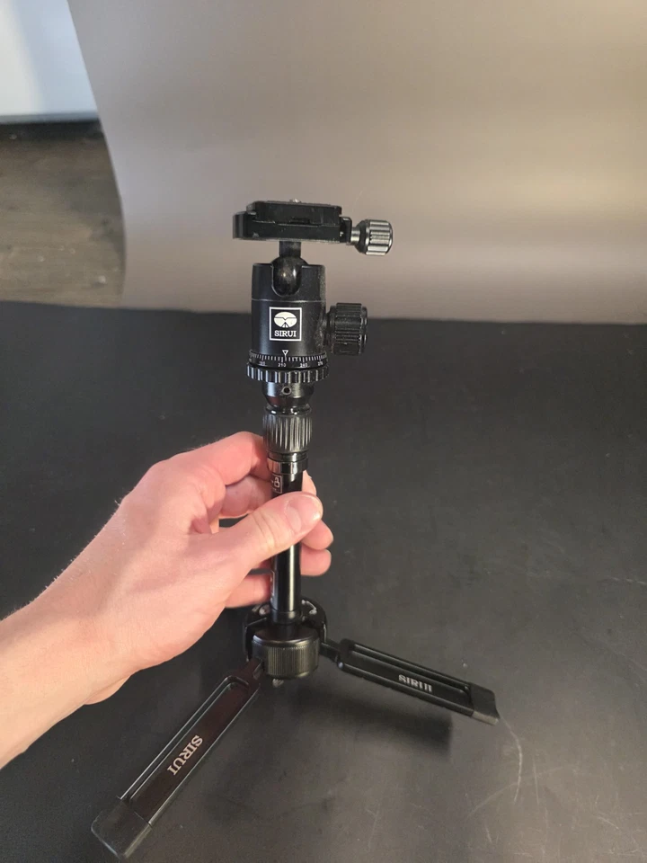 Sirui 3T-35K Table Top Mini Tripod Ball, Aluminum, Black, Compact Portable - Image 2 of 3