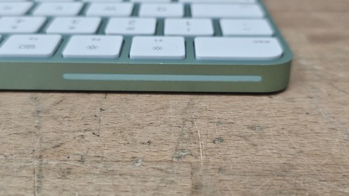 Apple Magic Keyboard with Touch ID Model A2449 - Green USED - Picture 11 of 13