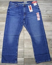 NEW Mens Wrangler Relaxed Fit Bootcut Jeans Choose Size/Color