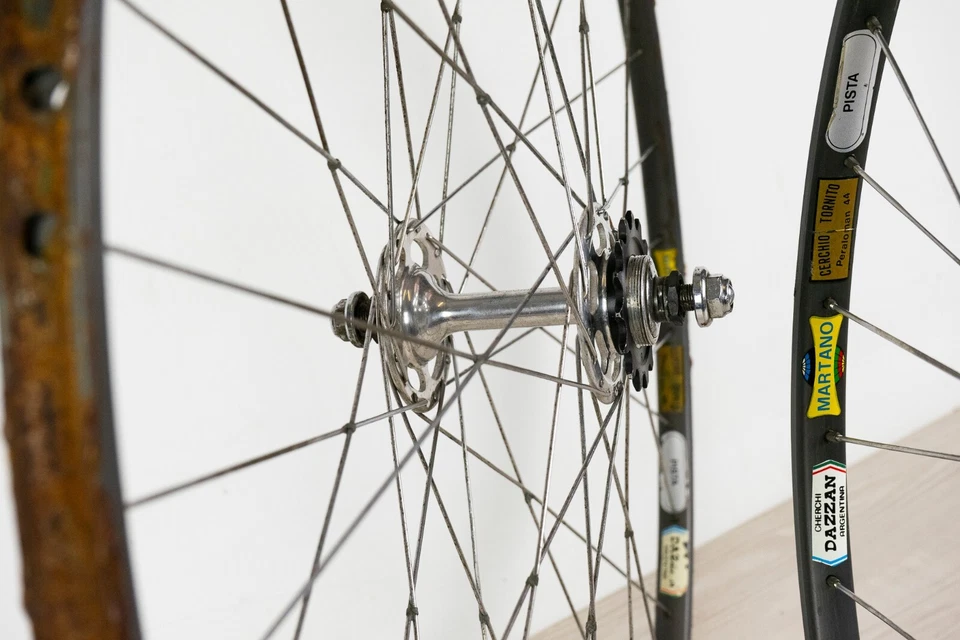 CAMPAGNOLO RECORD HIGH FLANSCH TRACK WHEELS 700c 28" TUBULAR BIKE VINTAGE 60S... - Bild 2 von 4