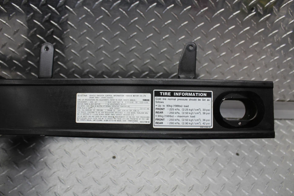 Yamaha FZ6S 2006 basculante trasero brazo de suspensión 5Vx-22110-20-00 Foto 4 de 4