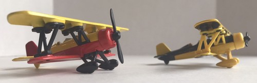 Gearbox Pennzoil & Shell Motor Oil Stearman Biplane Lot of 2 Diecast Models - Picture 2 of 7